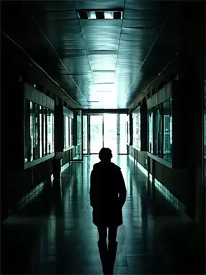 老丈人沉迷短剧小说