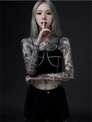 悲喜裸婚
